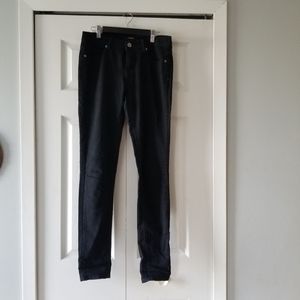 👖FOREVER XXI BLACK SKINNY JEANS